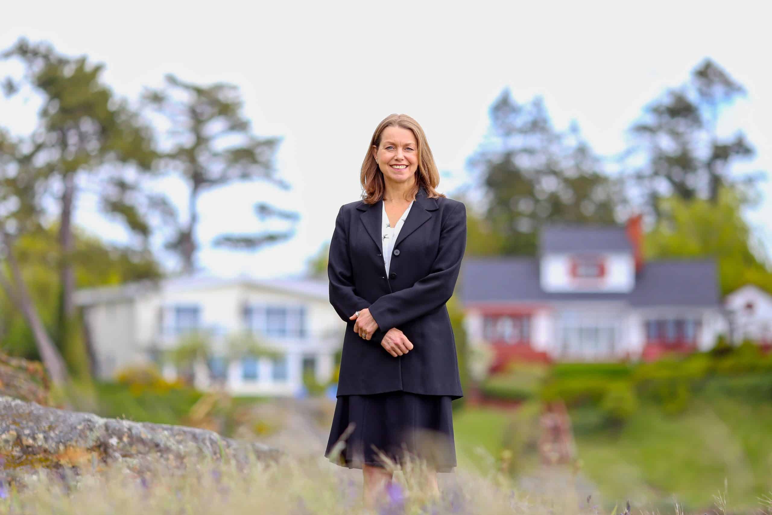 ‘Trust MCFD,’ says BC’s new children’s minister to Indigenous youth in care