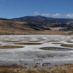 kłlilx’w (Spotted Lake), located seven km west of sw̓iw̓s (Osoyoos) in syilx homelands, on Oct. 27. Photo by Aaron Hemens