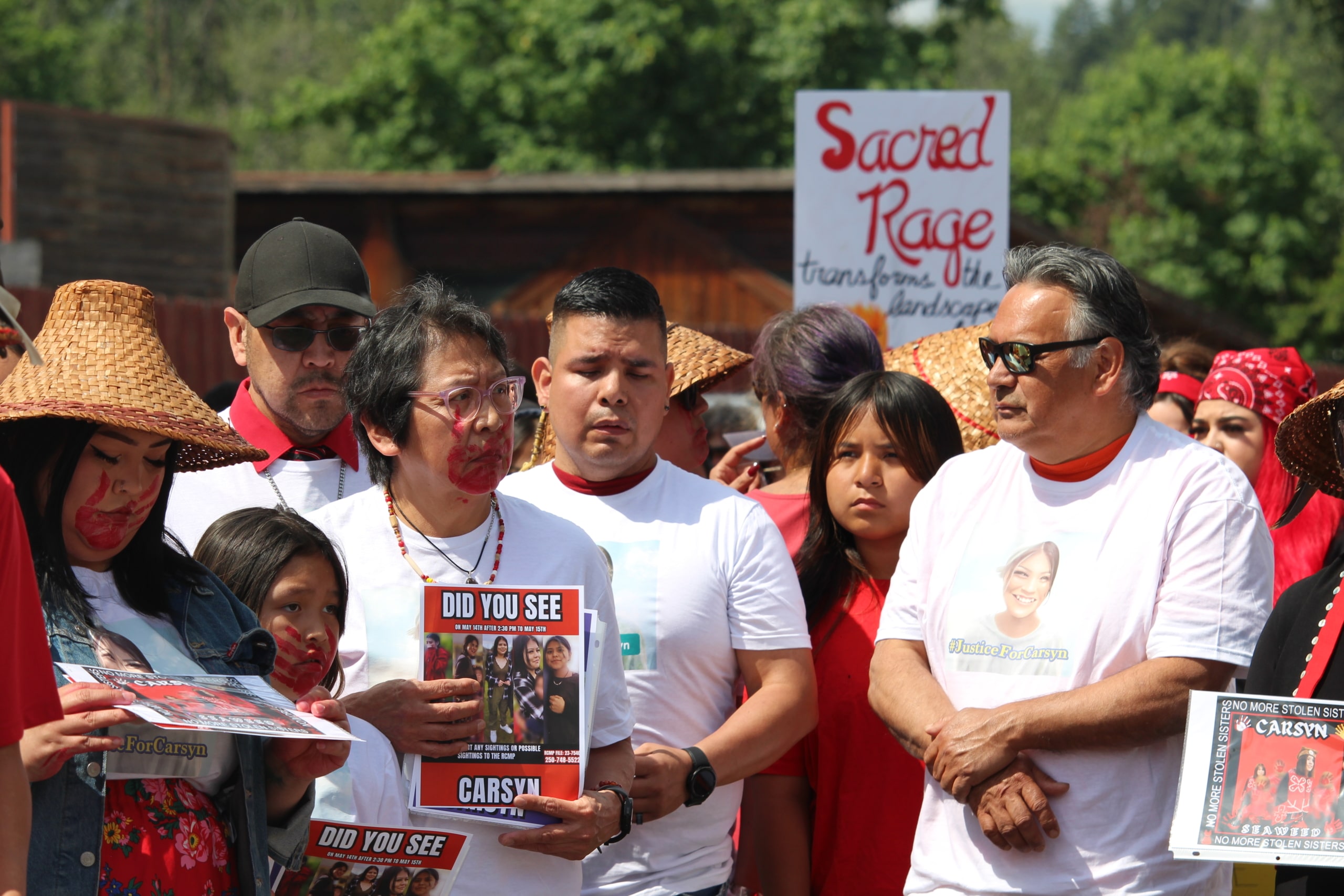 Hundreds march in memory of Carsyn Seaweed as community seeks answers