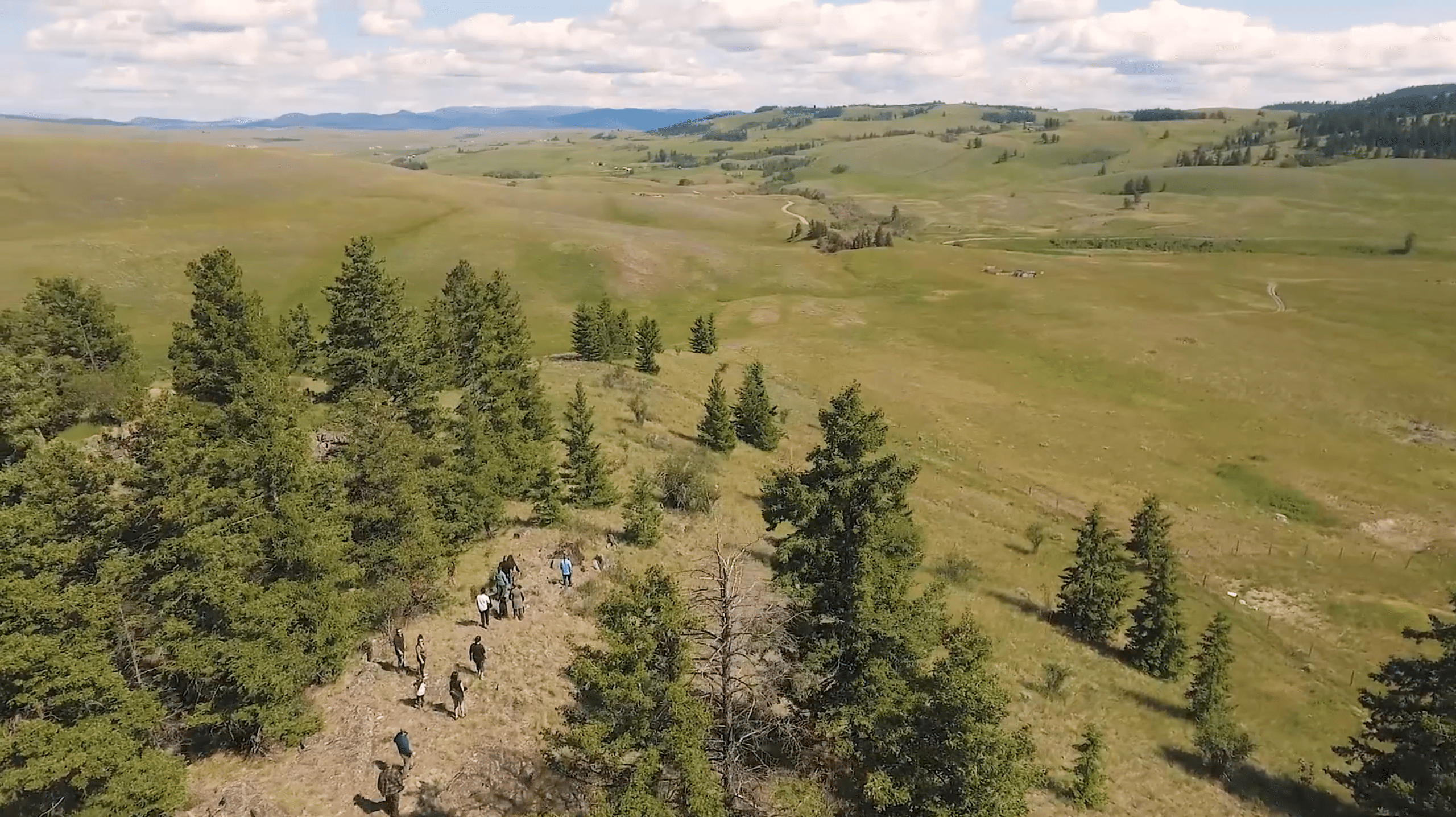 A screengrab of the Pípsell (Jacko Lake) area in Secwepemcúl’ecw from Stk’emlúpsemc te Secwépemc Nation’s (SSN) 2017 video, “Pipsell - a Secwepemc Nation Cultural Heritage Site.” Source