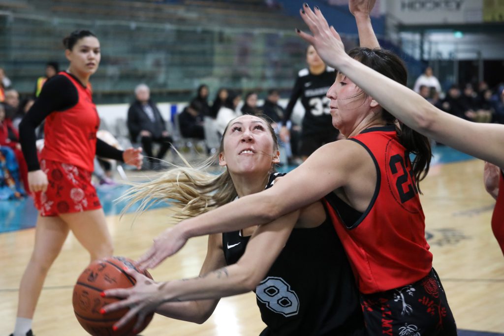 Similkameen Starbirds' guard Nicola Terbasket drives to the basket against Vancouver All My Relations during their game on Feb. 13, for the 65th annual All Native Basketball Tournament. Photo by Aaron Hemens